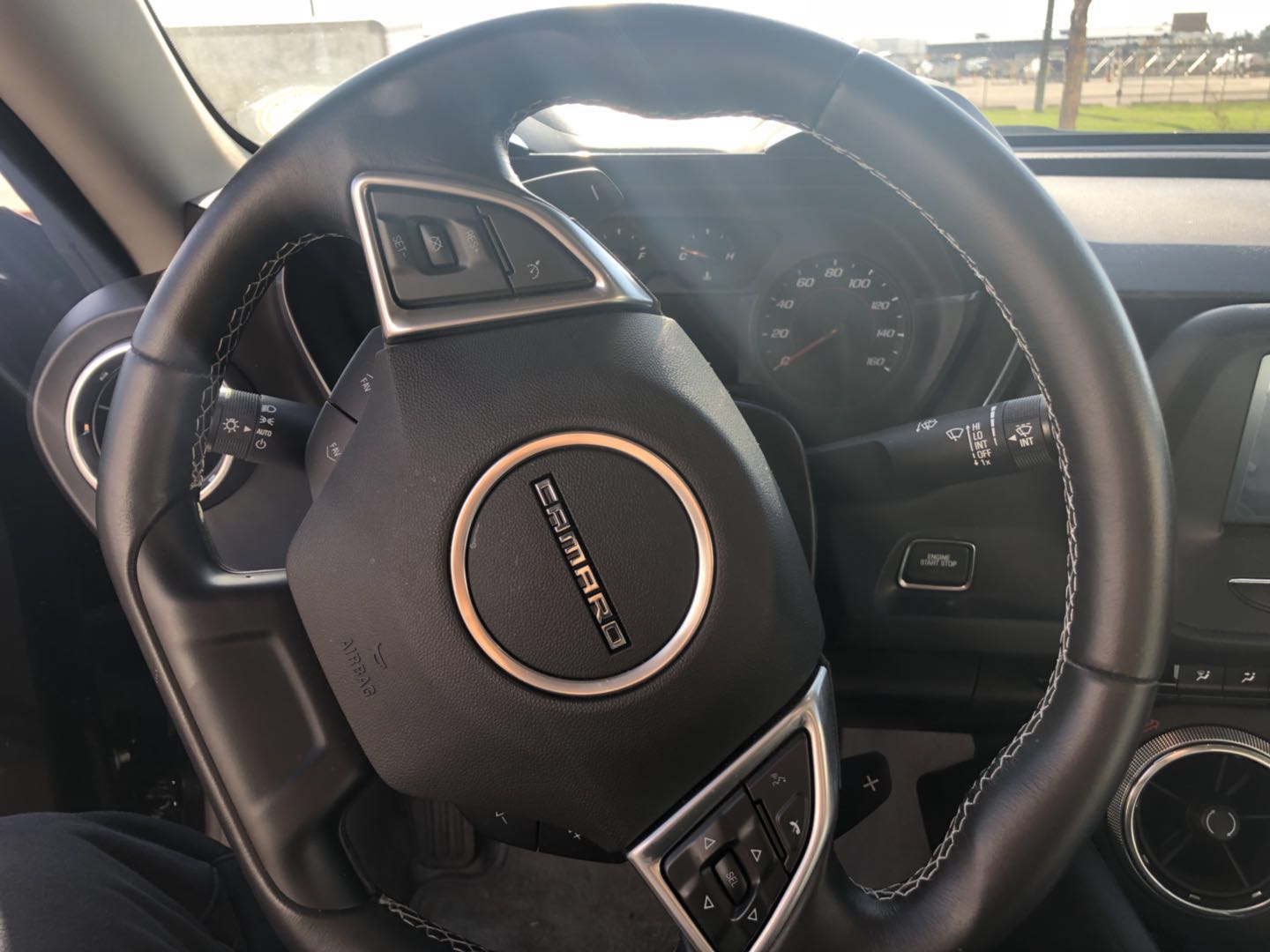 2016 Chevrolet Camaro 1LT - Photo 11